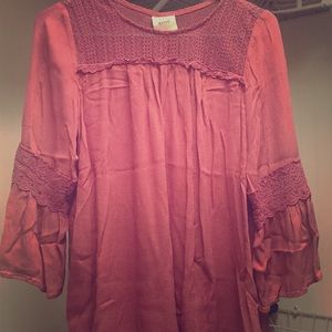 Knox Rose size Small pink flowy top